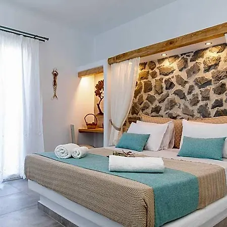 Hotel Arhontiko Naxos City